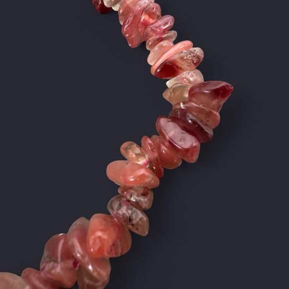 Strawberry Quartz Crystal Bead Bracelet - Picture 4 of 4